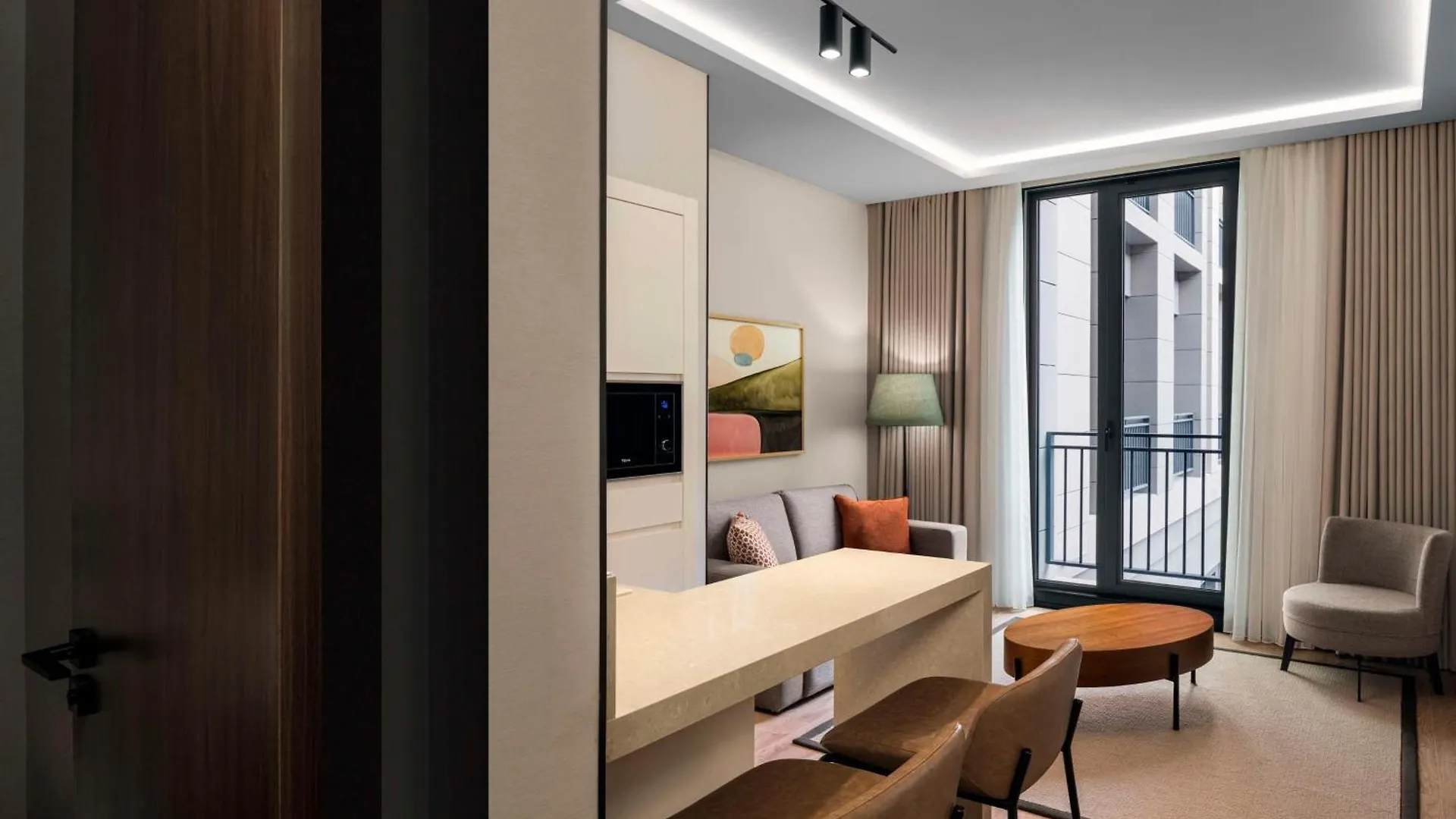 Altunizade Suites Istanbul, Curio Collection By Hilton Turkey